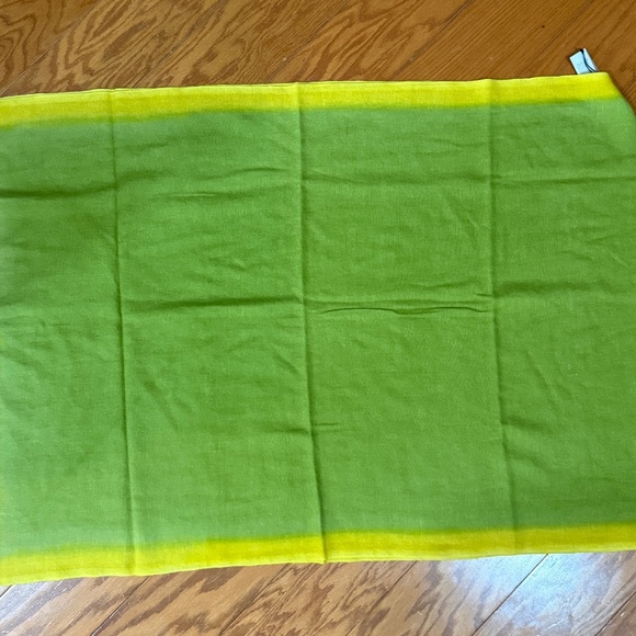 Cashmere scarf - Picture 9 of 10